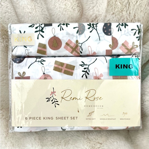 Remi Rose Christmas Sheet Set Gifts,Ornaments - Picture 2 of 4